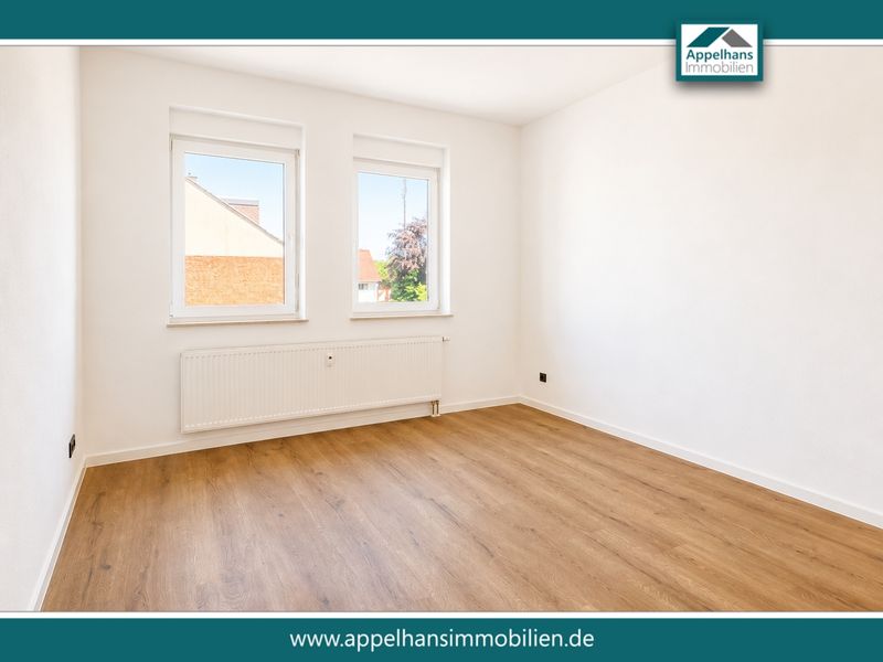 Schnell sein! Attraktive und renovierte 2-Zimmer-Wohnung in TOP-Lage